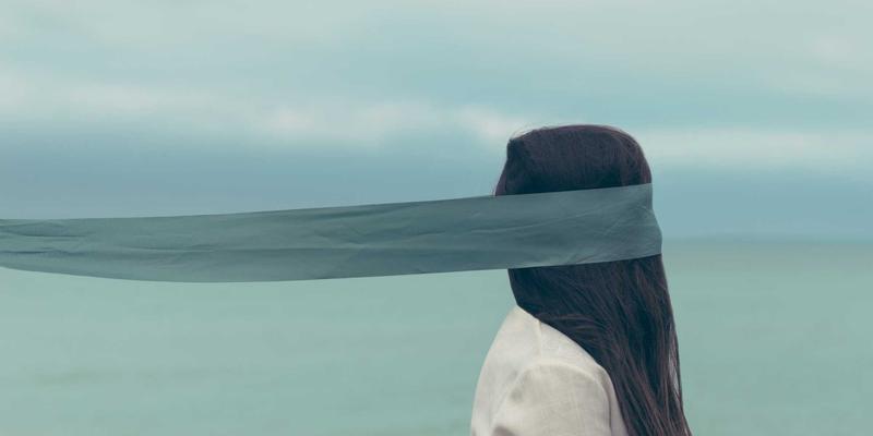 守护电气安全：专业浪涌保护器选购指南与中国雷闪品牌解析