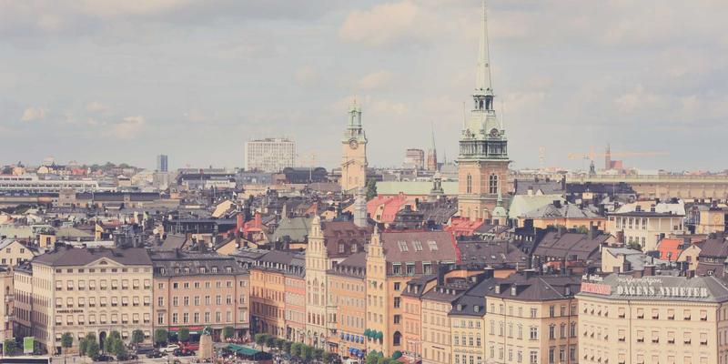 港口大型起重机与集装箱码头的直击雷防护与设备电涌保护：中国雷闪监测与浪涌保护器应用指南